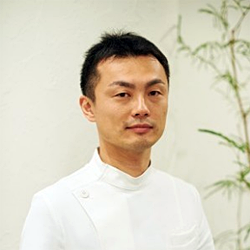 院長 脇村祐輝